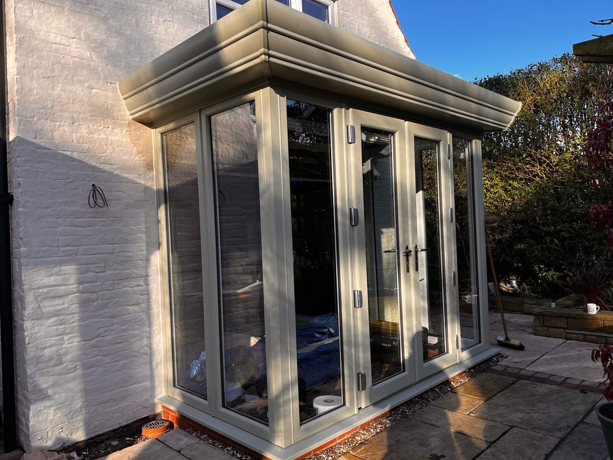 grey windows extension